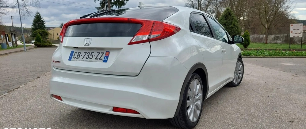 Honda Civic cena 39999 przebieg: 155300, rok produkcji 2012 z Ciechocinek małe 106